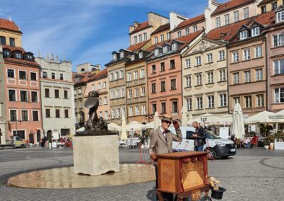 pomnik w Warszawie